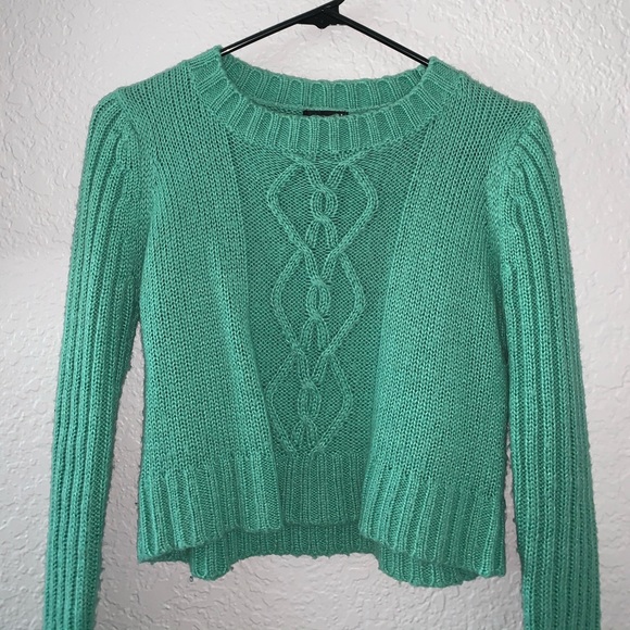 Green knit sweater - Picture 3 of 4